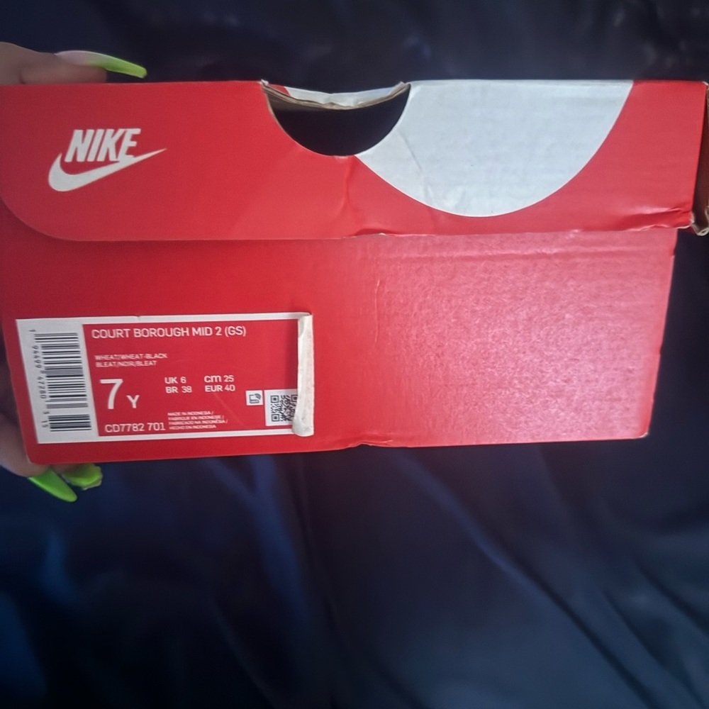 Never Worn Nike Court